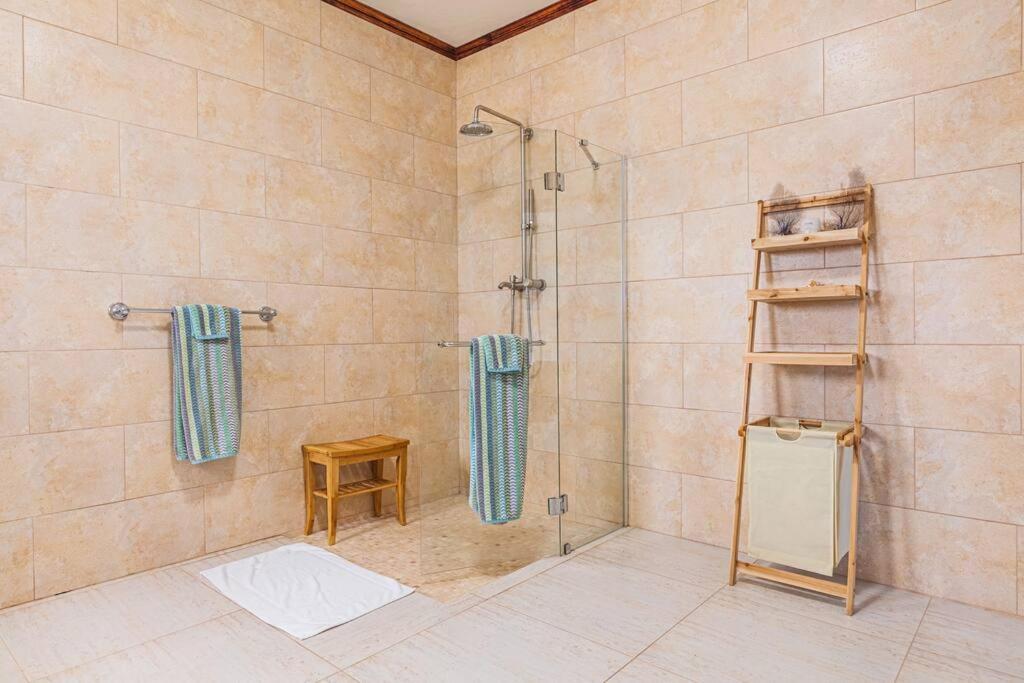 The Junior Suite'S "Palm Studio Apartment" South Hill Village Екстериор снимка